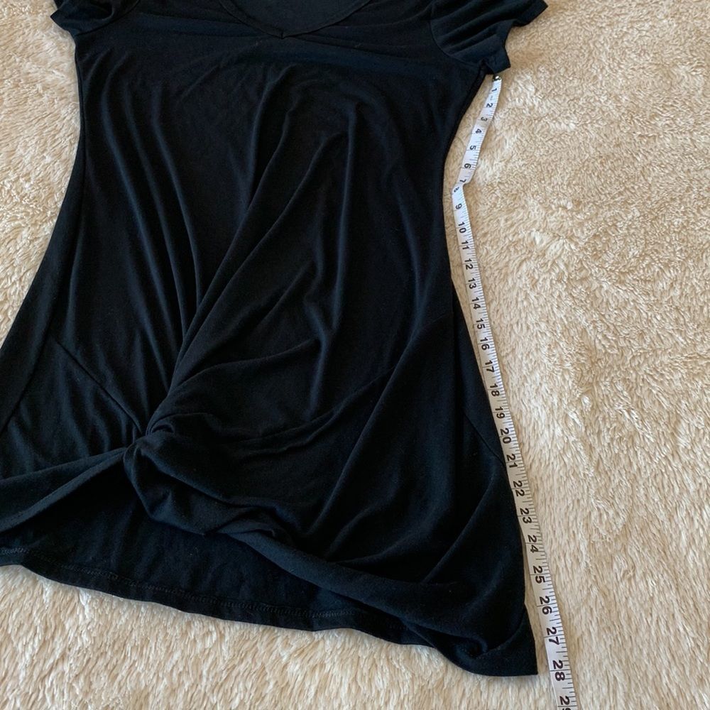 Black cold shoulder T shirt dress - Picture 14 of 16
